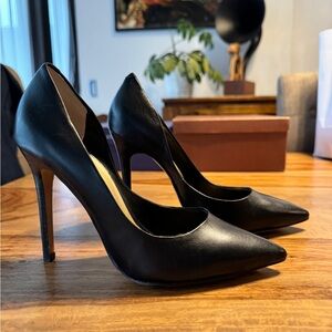 Guess black heels